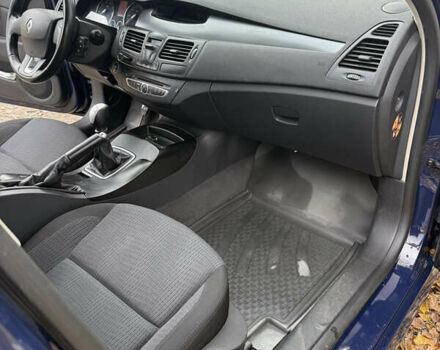 Рено Лагуна 2008 в Кременчуге на Automoto.ua Синий Рено Лагуна, объемом двигателя 2 л и пробегом 300 тыс. км за 6200 $, фото 7 на Automoto.ua