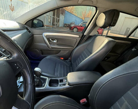 Рено Лагуна 2008 в Киеве на Automoto.ua Синий Рено Лагуна, объемом двигателя 1.46 л и пробегом 285 тыс. км за 7000 $, фото 35 на Automoto.ua