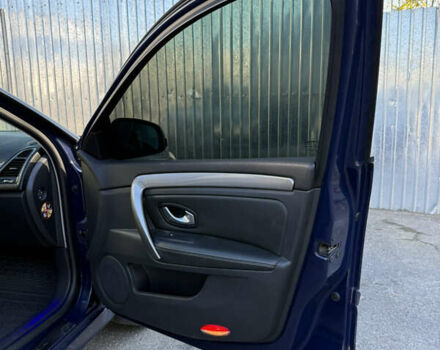 Рено Лагуна 2008 в Киеве на Automoto.ua Синий Рено Лагуна, объемом двигателя 1.46 л и пробегом 285 тыс. км за 7000 $, фото 18 на Automoto.ua