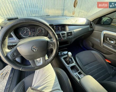 Рено Лагуна 2008 в Киеве на Automoto.ua Синий Рено Лагуна, объемом двигателя 1.46 л и пробегом 285 тыс. км за 7000 $, фото 33 на Automoto.ua