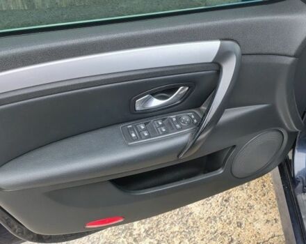 Рено Лагуна 2008 в Каменское - Днепродзержинск на Automoto.ua Синий Рено Лагуна, объемом двигателя 1.5 л и пробегом 276 тыс. км за 6500 $, фото 8 на Automoto.ua