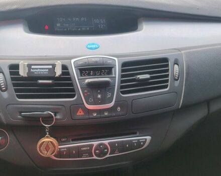 Рено Лагуна 2008 в Каменское - Днепродзержинск на Automoto.ua Синий Рено Лагуна, объемом двигателя 1.5 л и пробегом 276 тыс. км за 6500 $, фото 18 на Automoto.ua