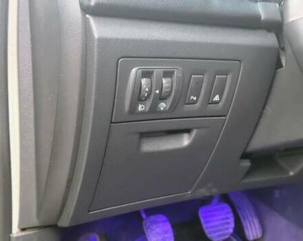 Рено Лагуна 2008 в Каменское - Днепродзержинск на Automoto.ua Синий Рено Лагуна, объемом двигателя 1.46 л и пробегом 276 тыс. км за 6400 $, фото 16 на Automoto.ua