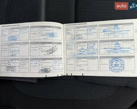 Синий Рено Лагуна, объемом двигателя 2 л и пробегом 175 тыс. км за 6900 $, фото 23 на Automoto.ua