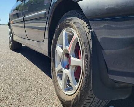 Синий Рено Лагуна, объемом двигателя 1.79 л и пробегом 300 тыс. км за 1850 $, фото 3 на Automoto.ua