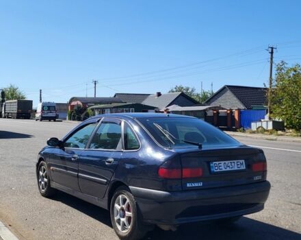 Синий Рено Лагуна, объемом двигателя 1.8 л и пробегом 380 тыс. км за 1899 $, фото 6 на Automoto.ua