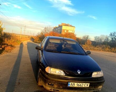 Синий Рено Лагуна, объемом двигателя 1.8 л и пробегом 340 тыс. км за 1350 $, фото 1 на Automoto.ua