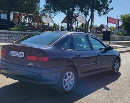 Синий Рено Лагуна, объемом двигателя 1.8 л и пробегом 380 тыс. км за 1899 $, фото 8 на Automoto.ua