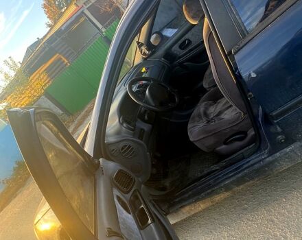 Синий Рено Лагуна, объемом двигателя 1.8 л и пробегом 340 тыс. км за 1350 $, фото 4 на Automoto.ua