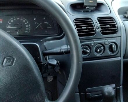 Рено Лагуна 1994 в Тульчине на Automoto.ua Синий Рено Лагуна, объемом двигателя 1.8 л и пробегом 335 тыс. км за 1900 $, фото 6 на Automoto.ua