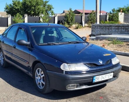 Синий Рено Лагуна, объемом двигателя 1.8 л и пробегом 380 тыс. км за 1899 $, фото 1 на Automoto.ua