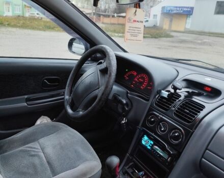 Синій Рено Лагуна, об'ємом двигуна 1.8 л та пробігом 270 тис. км за 1900 $, фото 6 на Automoto.ua