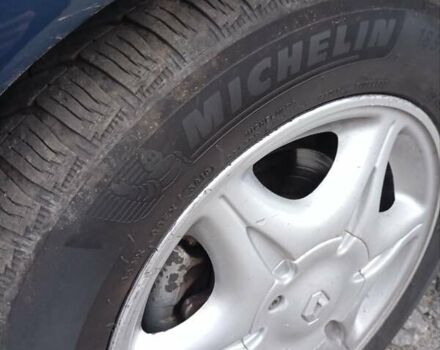 Синий Рено Лагуна, объемом двигателя 1.8 л и пробегом 270 тыс. км за 1900 $, фото 4 на Automoto.ua