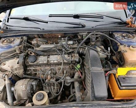 Синій Рено Лагуна, об'ємом двигуна 1.79 л та пробігом 296 тис. км за 1550 $, фото 10 на Automoto.ua