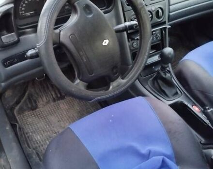 Синий Рено Лагуна, объемом двигателя 2 л и пробегом 250 тыс. км за 1300 $, фото 6 на Automoto.ua