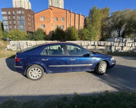 Синий Рено Лагуна, объемом двигателя 1.8 л и пробегом 171 тыс. км за 1500 $, фото 4 на Automoto.ua