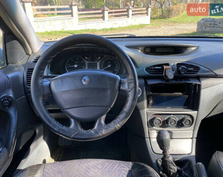 Синий Рено Лагуна, объемом двигателя 1.9 л и пробегом 380 тыс. км за 2650 $, фото 26 на Automoto.ua