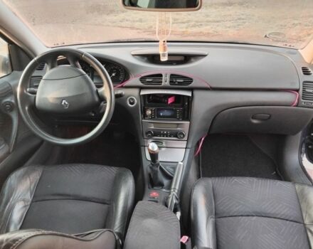 Синий Рено Лагуна, объемом двигателя 1.8 л и пробегом 172 тыс. км за 1700 $, фото 10 на Automoto.ua