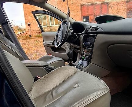 Синий Рено Лагуна, объемом двигателя 1.9 л и пробегом 280 тыс. км за 2500 $, фото 7 на Automoto.ua