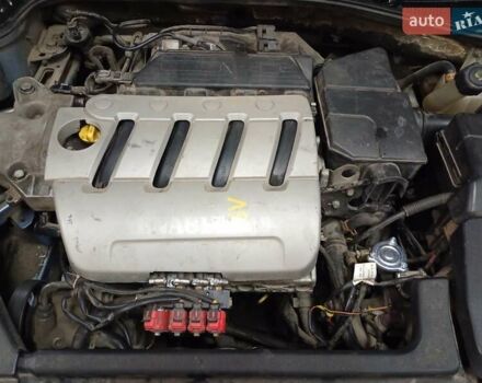 Синий Рено Лагуна, объемом двигателя 1.79 л и пробегом 213 тыс. км за 3700 $, фото 7 на Automoto.ua