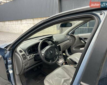 Рено Лагуна 2003 в Хмельницком на Automoto.ua Синий Рено Лагуна, объемом двигателя 2.9 л и пробегом 340 тыс. км за 3500 $, фото 2 на Automoto.ua