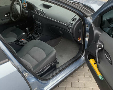 Синий Рено Лагуна, объемом двигателя 1.6 л и пробегом 200 тыс. км за 4900 $, фото 11 на Automoto.ua