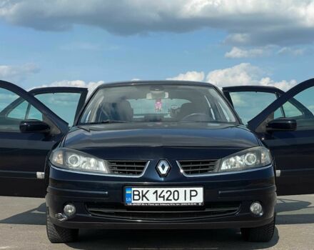 Синій Рено Лагуна, об'ємом двигуна 2 л та пробігом 212 тис. км за 4700 $, фото 1 на Automoto.ua