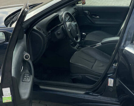 Синий Рено Лагуна, объемом двигателя 2 л и пробегом 215 тыс. км за 4200 $, фото 6 на Automoto.ua