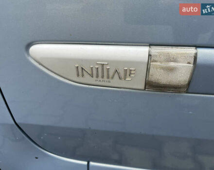 Синий Рено Лагуна, объемом двигателя 2.2 л и пробегом 324 тыс. км за 3600 $, фото 12 на Automoto.ua