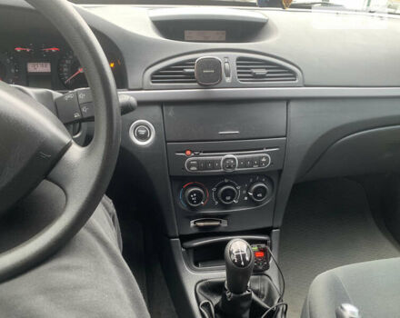 Синий Рено Лагуна, объемом двигателя 1.6 л и пробегом 200 тыс. км за 4900 $, фото 12 на Automoto.ua