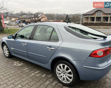 Синий Рено Лагуна, объемом двигателя 2.2 л и пробегом 324 тыс. км за 3600 $, фото 8 на Automoto.ua