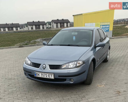 Синий Рено Лагуна, объемом двигателя 1.6 л и пробегом 200 тыс. км за 4900 $, фото 3 на Automoto.ua