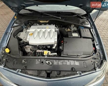 Рено Лагуна 2006 в Ровно на Automoto.ua Синий Рено Лагуна, объемом двигателя 1.6 л и пробегом 300 тыс. км за 3299 $, фото 18 на Automoto.ua