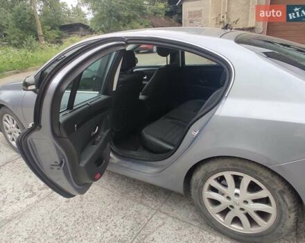 Синий Рено Лагуна, объемом двигателя 2 л и пробегом 180 тыс. км за 7200 $, фото 3 на Automoto.ua