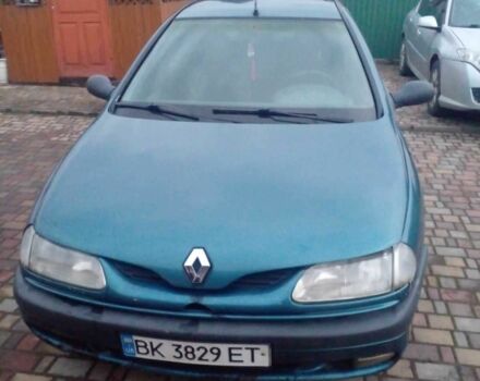 Синий Рено Лагуна, объемом двигателя 1.8 л и пробегом 327 тыс. км за 1500 $, фото 1 на Automoto.ua