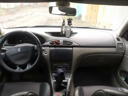 Синий Рено Лагуна, объемом двигателя 1.9 л и пробегом 425 тыс. км за 2950 $, фото 1 на Automoto.ua