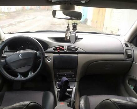 Синий Рено Лагуна, объемом двигателя 1.9 л и пробегом 425 тыс. км за 2950 $, фото 1 на Automoto.ua