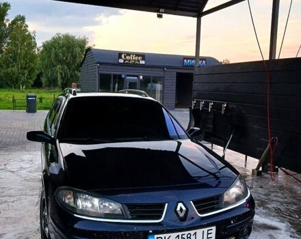 Синий Рено Лагуна, объемом двигателя 2 л и пробегом 261 тыс. км за 4500 $, фото 1 на Automoto.ua