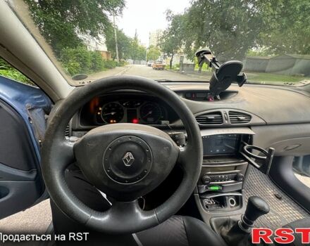 Синій Рено Лагуна, об'ємом двигуна 2 л та пробігом 210 тис. км за 1500 $, фото 1 на Automoto.ua