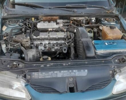 Зеленый Рено Лагуна, объемом двигателя 2 л и пробегом 2 тыс. км за 900 $, фото 2 на Automoto.ua