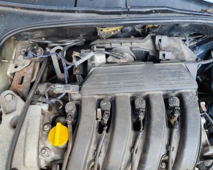 Зеленый Рено Лагуна, объемом двигателя 2 л и пробегом 280 тыс. км за 2300 $, фото 8 на Automoto.ua