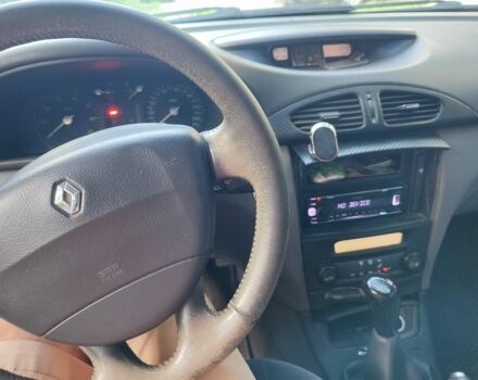 Зеленый Рено Лагуна, объемом двигателя 2 л и пробегом 280 тыс. км за 2300 $, фото 14 на Automoto.ua