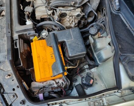 Зеленый Рено Лагуна, объемом двигателя 2 л и пробегом 280 тыс. км за 2300 $, фото 7 на Automoto.ua