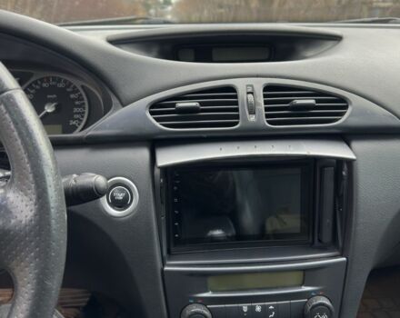 Зеленый Рено Лагуна, объемом двигателя 1.9 л и пробегом 445 тыс. км за 4200 $, фото 12 на Automoto.ua