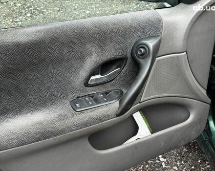 Зелений Рено Лагуна, об'ємом двигуна 1.9 л та пробігом 250 тис. км за 2940 $, фото 13 на Automoto.ua