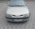 Зеленый Рено Лагуна, объемом двигателя 1.9 л и пробегом 414 тыс. км за 2888 $, фото 1 на Automoto.ua