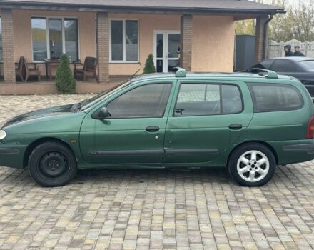 Зеленый Рено Лагуна, объемом двигателя 1.9 л и пробегом 350 тыс. км за 1500 $, фото 3 на Automoto.ua