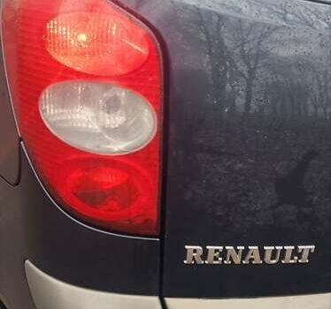 Зеленый Рено Лагуна, объемом двигателя 1.87 л и пробегом 310 тыс. км за 3699 $, фото 9 на Automoto.ua