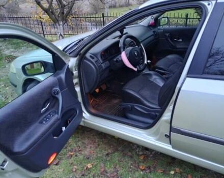 Зелений Рено Лагуна, об'ємом двигуна 1.9 л та пробігом 290 тис. км за 3000 $, фото 6 на Automoto.ua