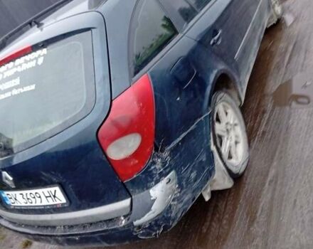 Зеленый Рено Лагуна, объемом двигателя 1.9 л и пробегом 300 тыс. км за 1700 $, фото 5 на Automoto.ua